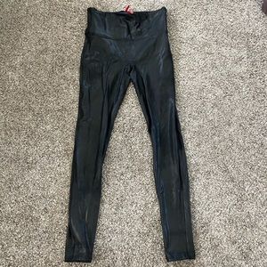 Faux leather spanx M